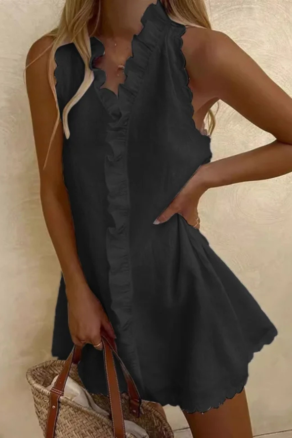 Robe courte d'été femme col V à volants coupe fluide – Image 6