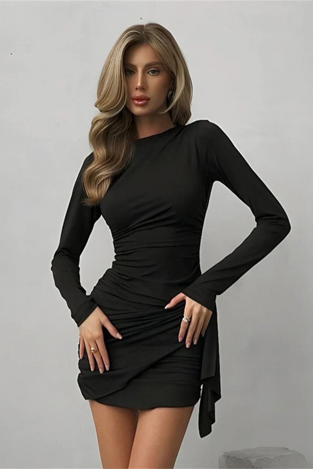 Robe de Soirée Courte Manches Longues Froncée Femme – Image 9