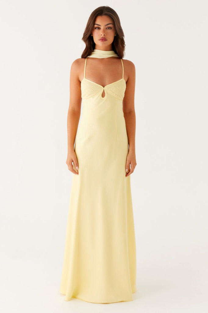 Robe femme élégante satinée fluide pour soirée – Image 3