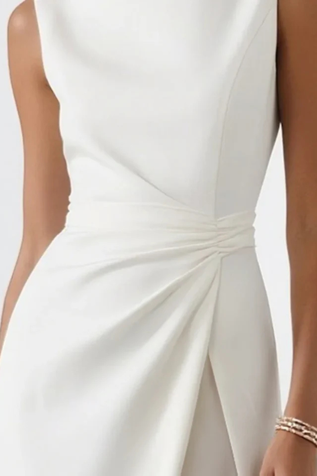 Tenue de soirée fluide femme encolure bateau drapée – Image 4