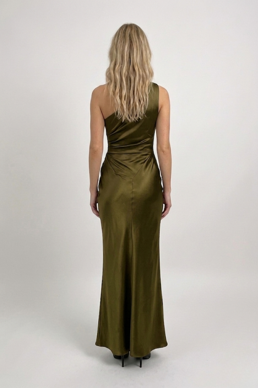 Robe de soirée maxi asymétrique satinée – Image 6