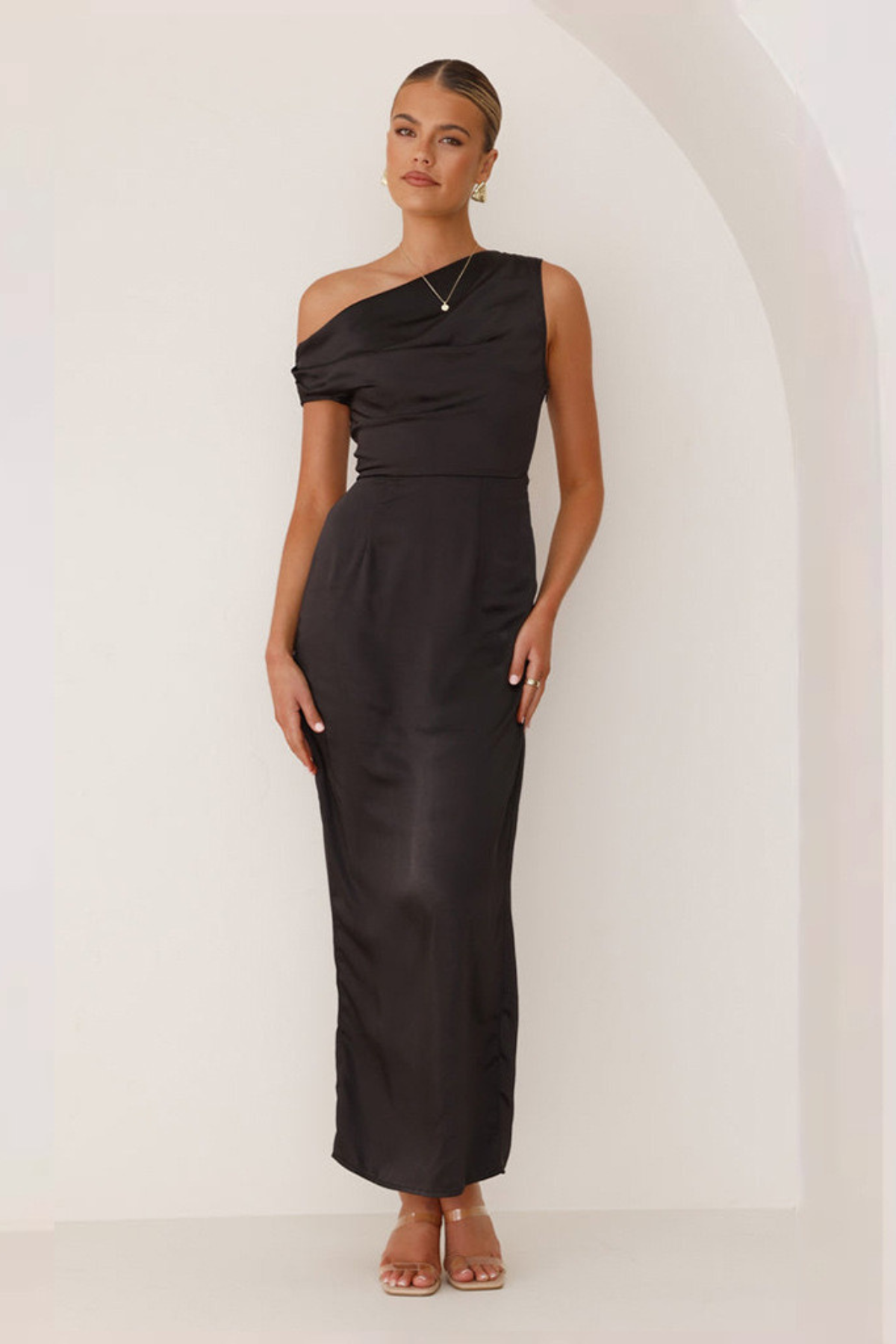 Robe femme satin épaule asymétrique soirée chic – Image 9