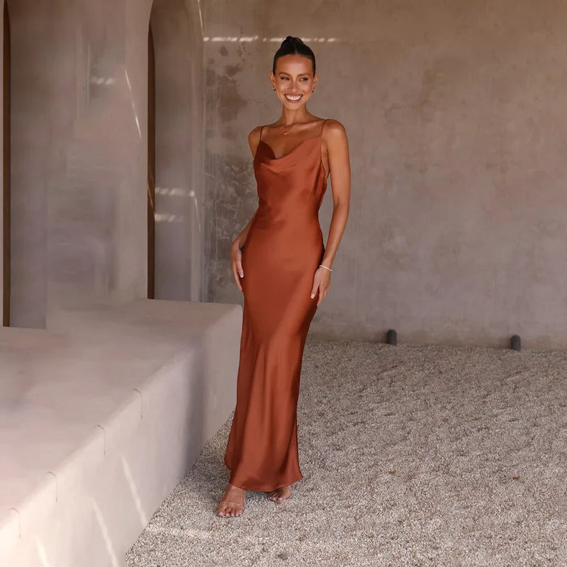 Robe femme satinée coupe ajustée festive – Image 7
