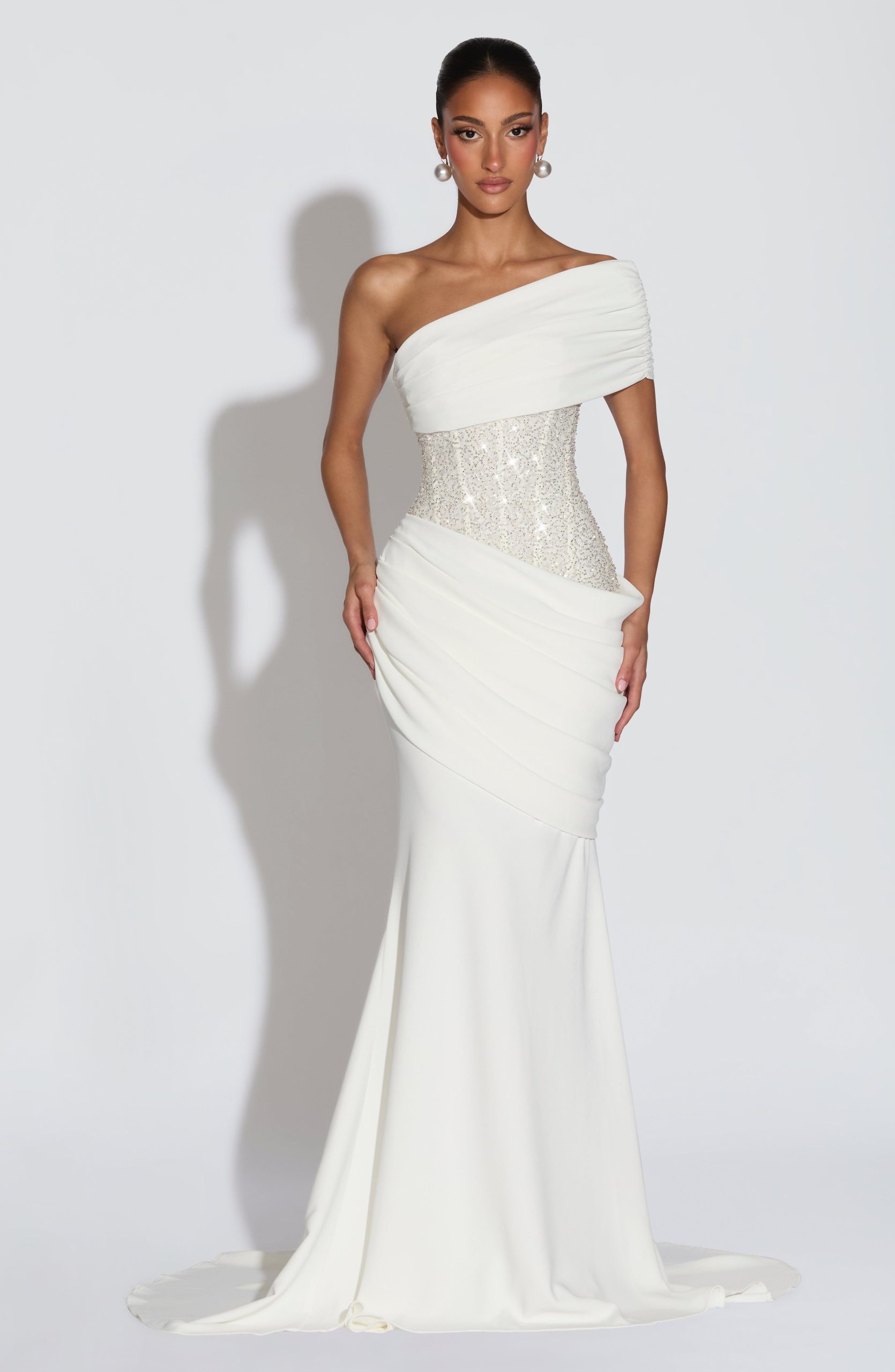 Robe de soirée femme bustier brodé drapé asymétrique