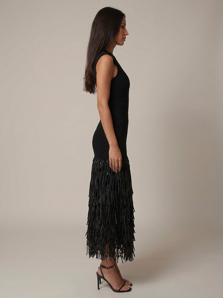 Robe femme noire col montant franges longues midi – Image 4