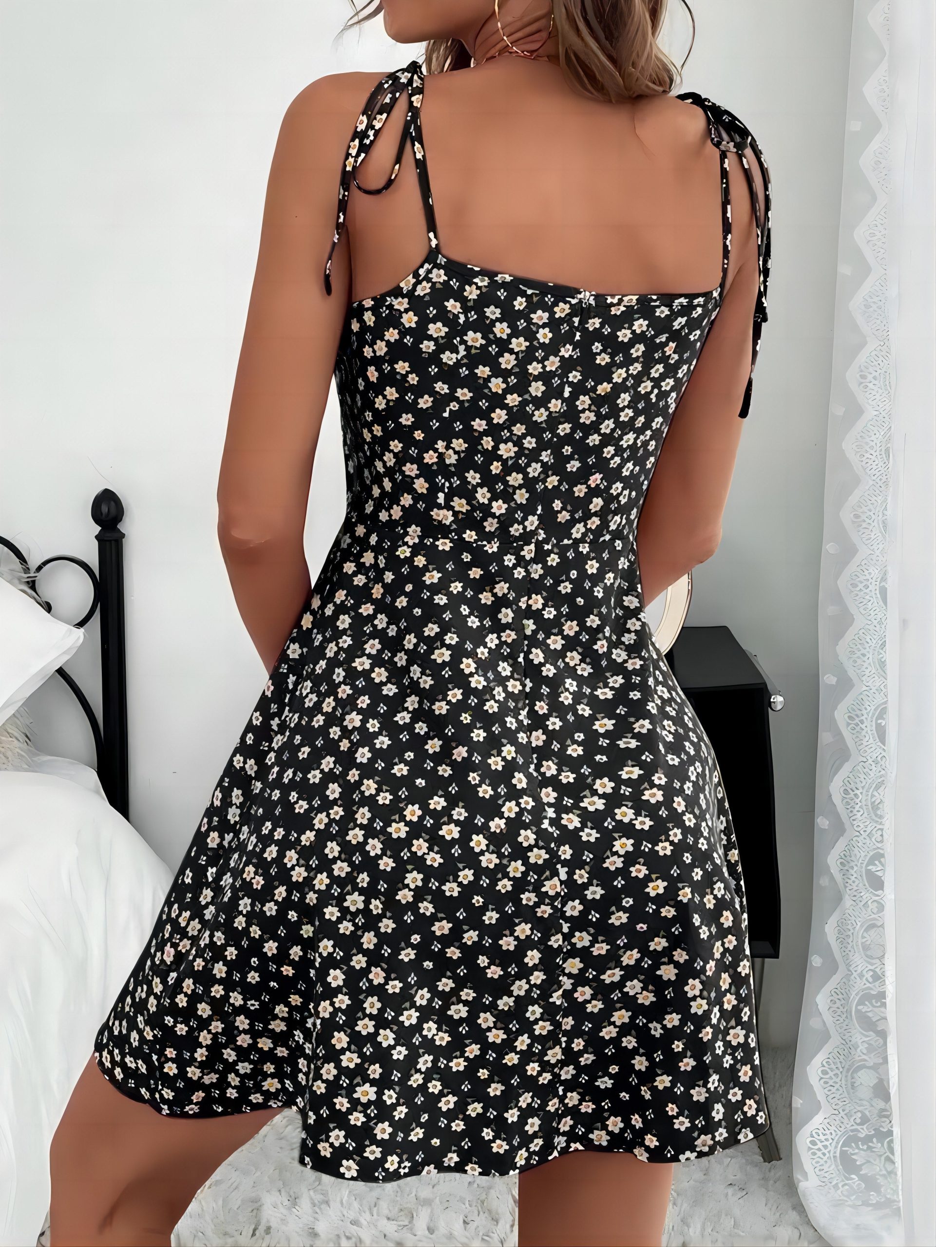Robe femme motif floral fines bretelles froncée – Image 7