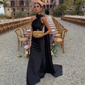 Robe femme fluide élégante pour soirée et événements