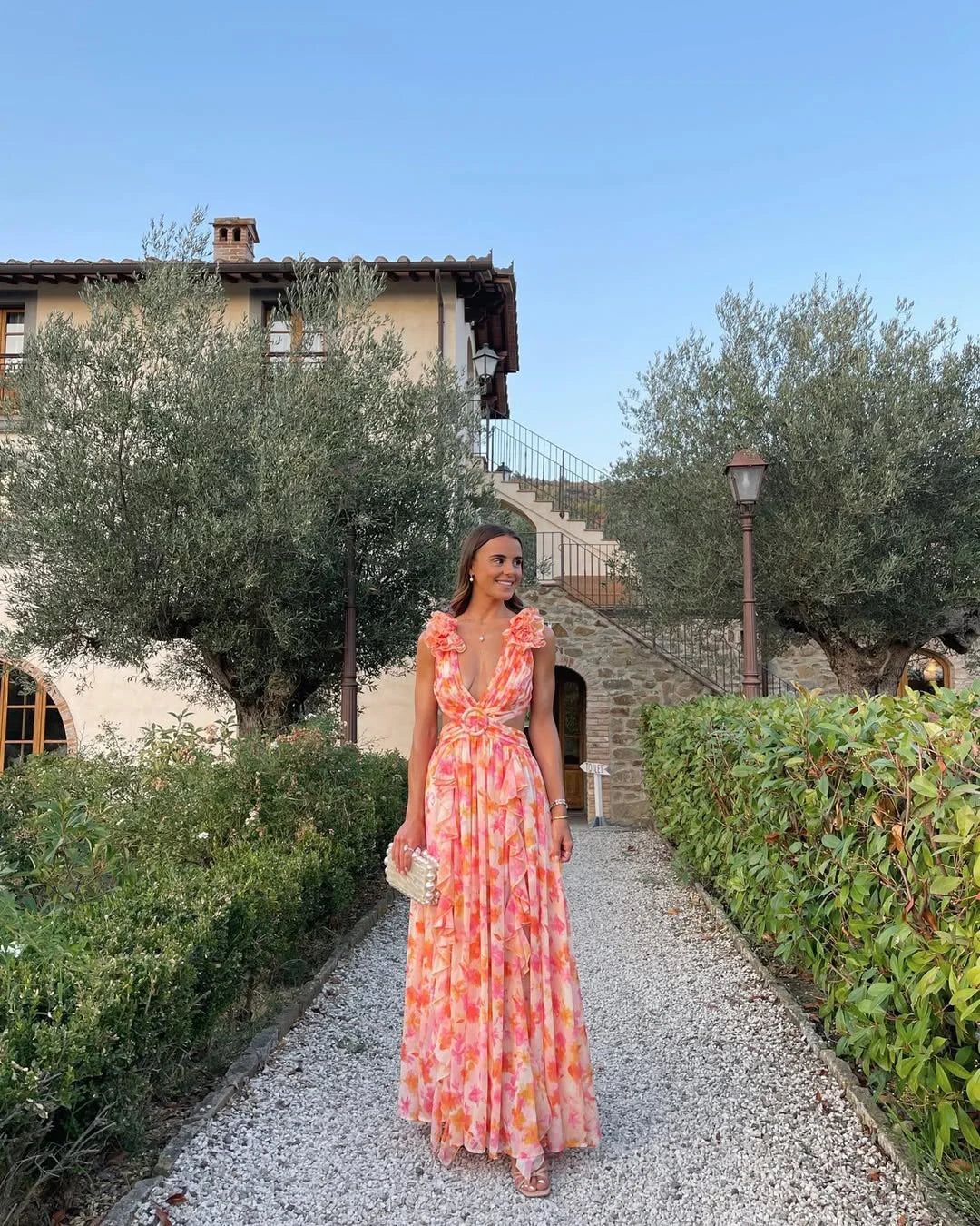 Robe femme mariage tissu léger découpé – Image 3