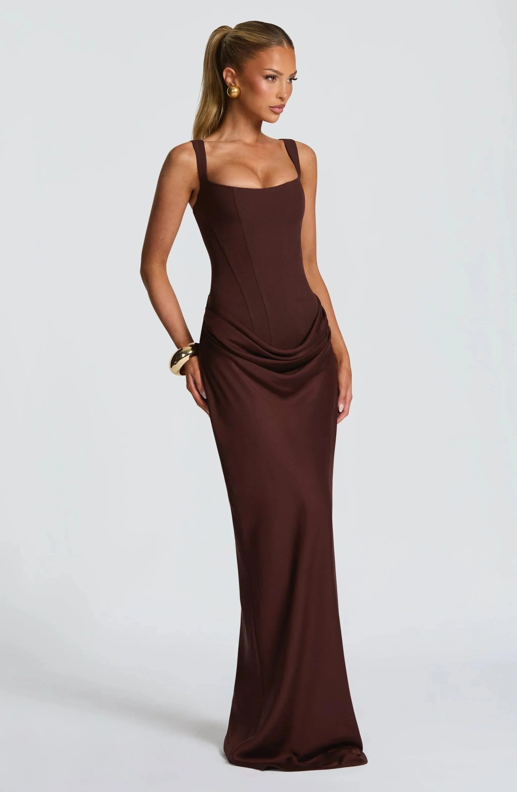 Robe femme élégante pour soirée ou mariage dos nu – Image 6
