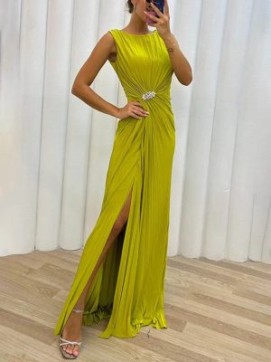 Robe femme plissée sans manches fente haute
