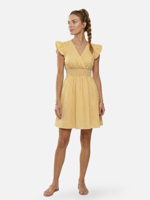 Robe femme fluide et légère pour un été chic
