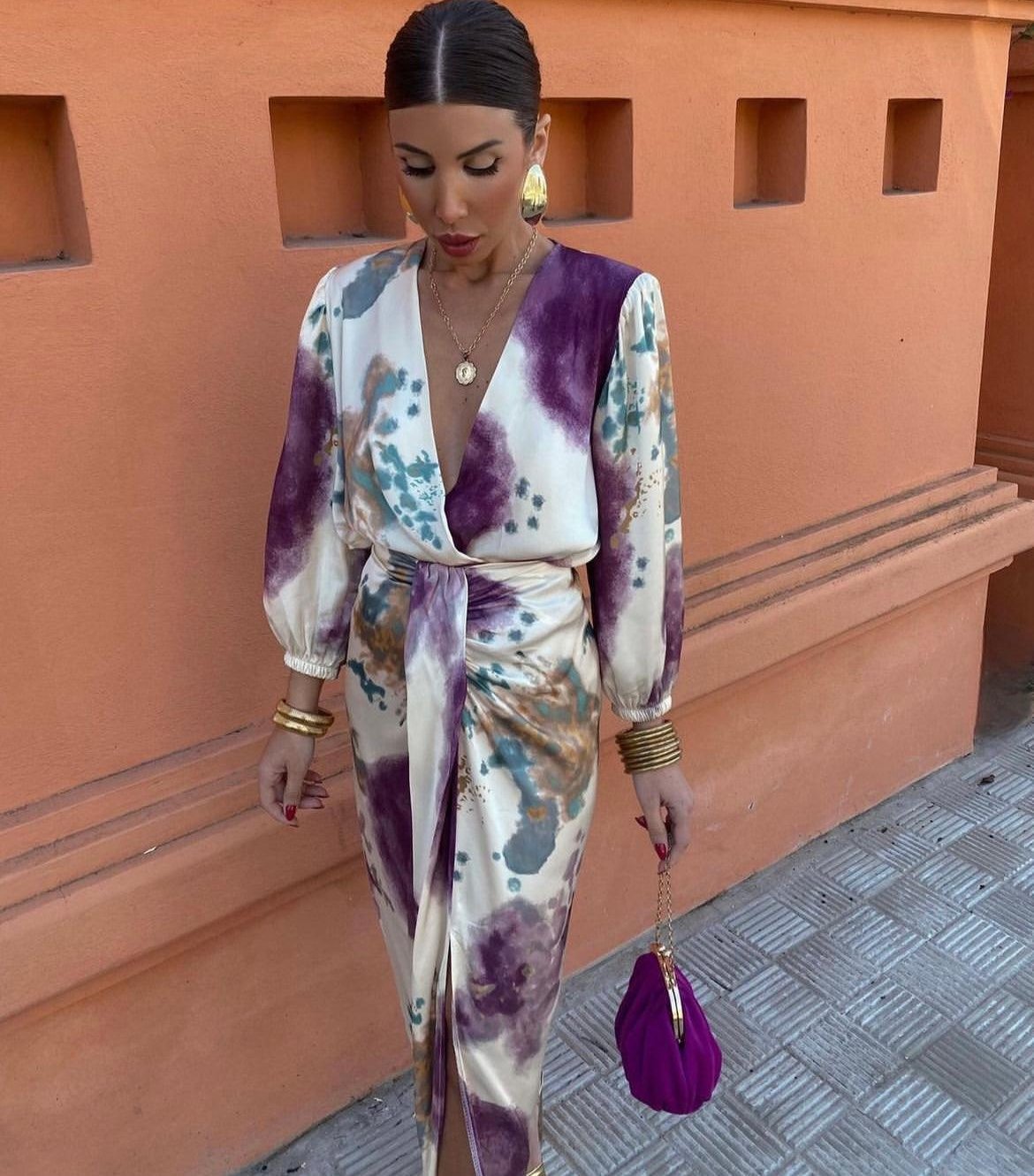 Robe femme midi fluide croisée silhouette définie – Image 3