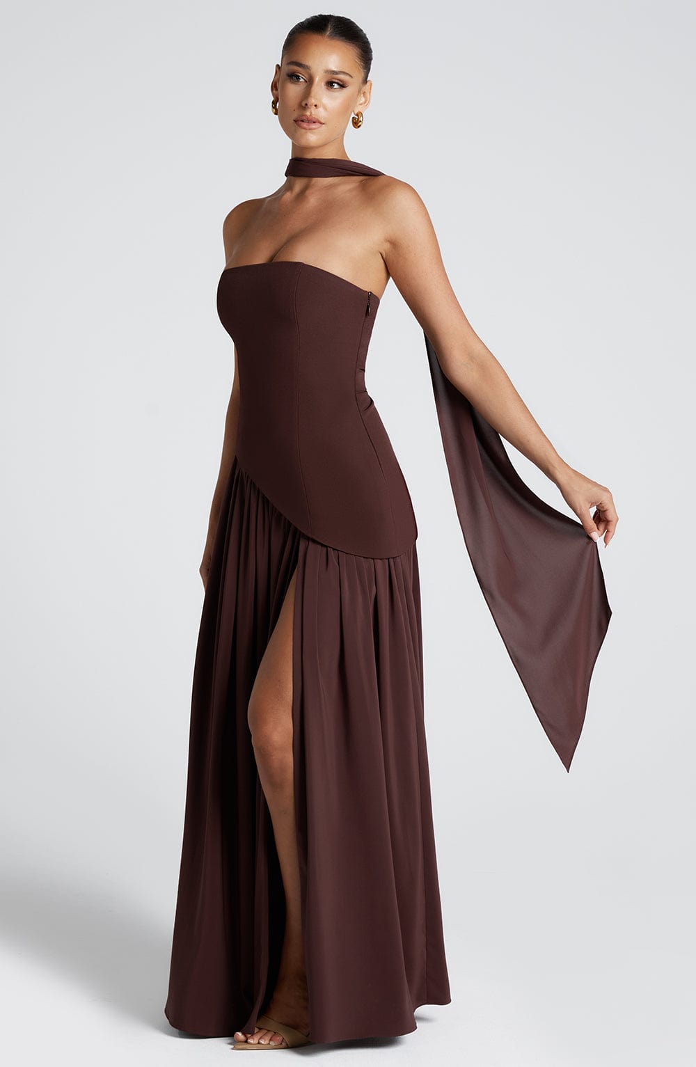 Robe femme décolleté bandeau asymétrique fente haute – Image 11