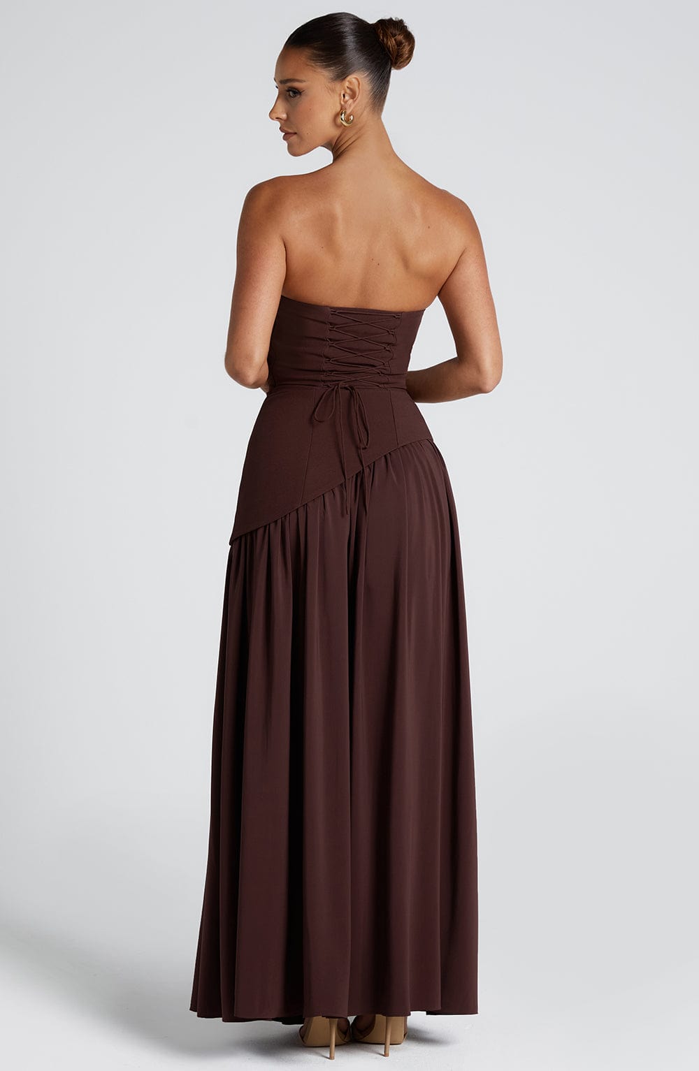Robe femme décolleté bandeau asymétrique fente haute – Image 15