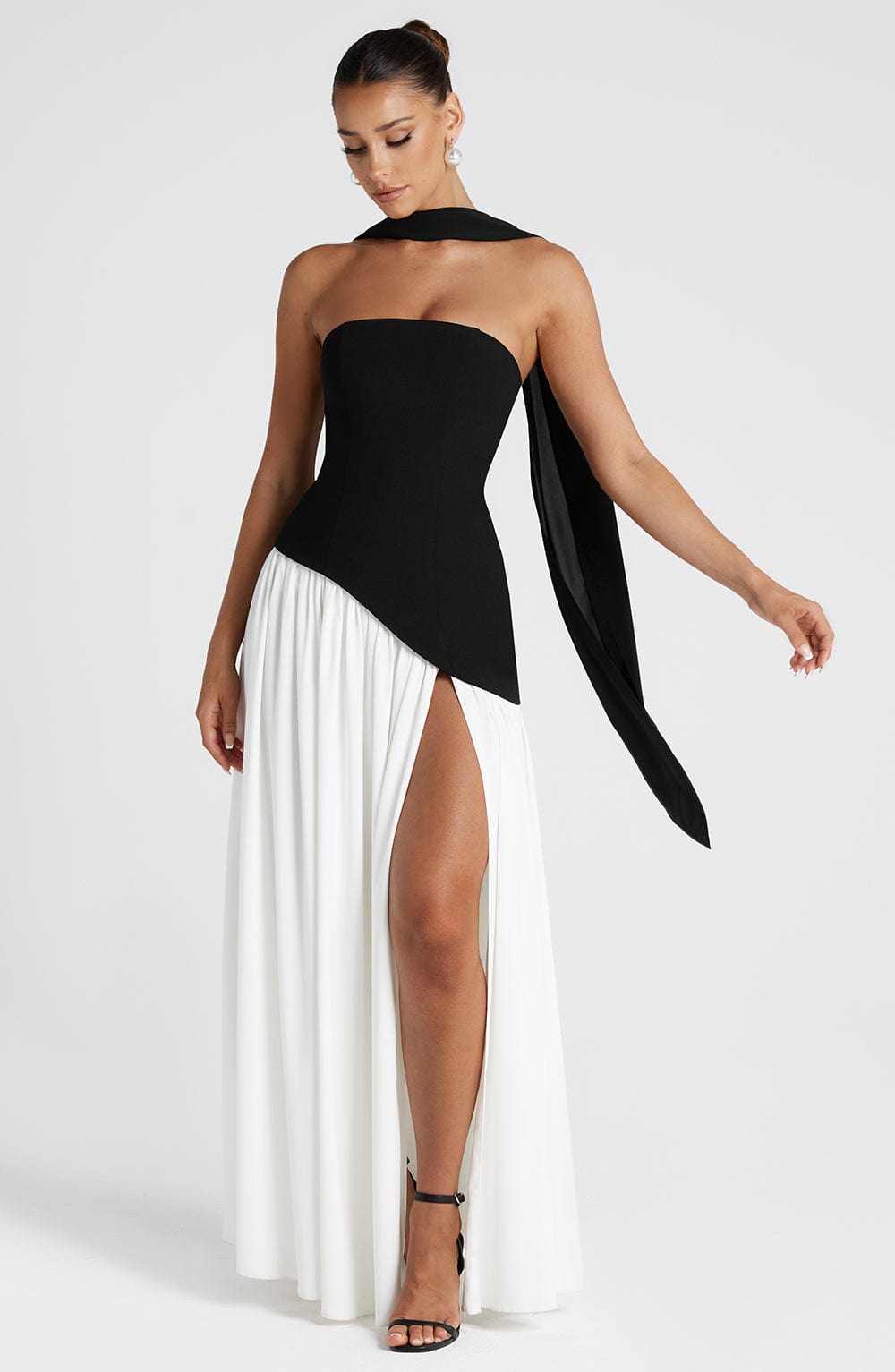 Robe femme décolleté bandeau asymétrique fente haute – Image 8