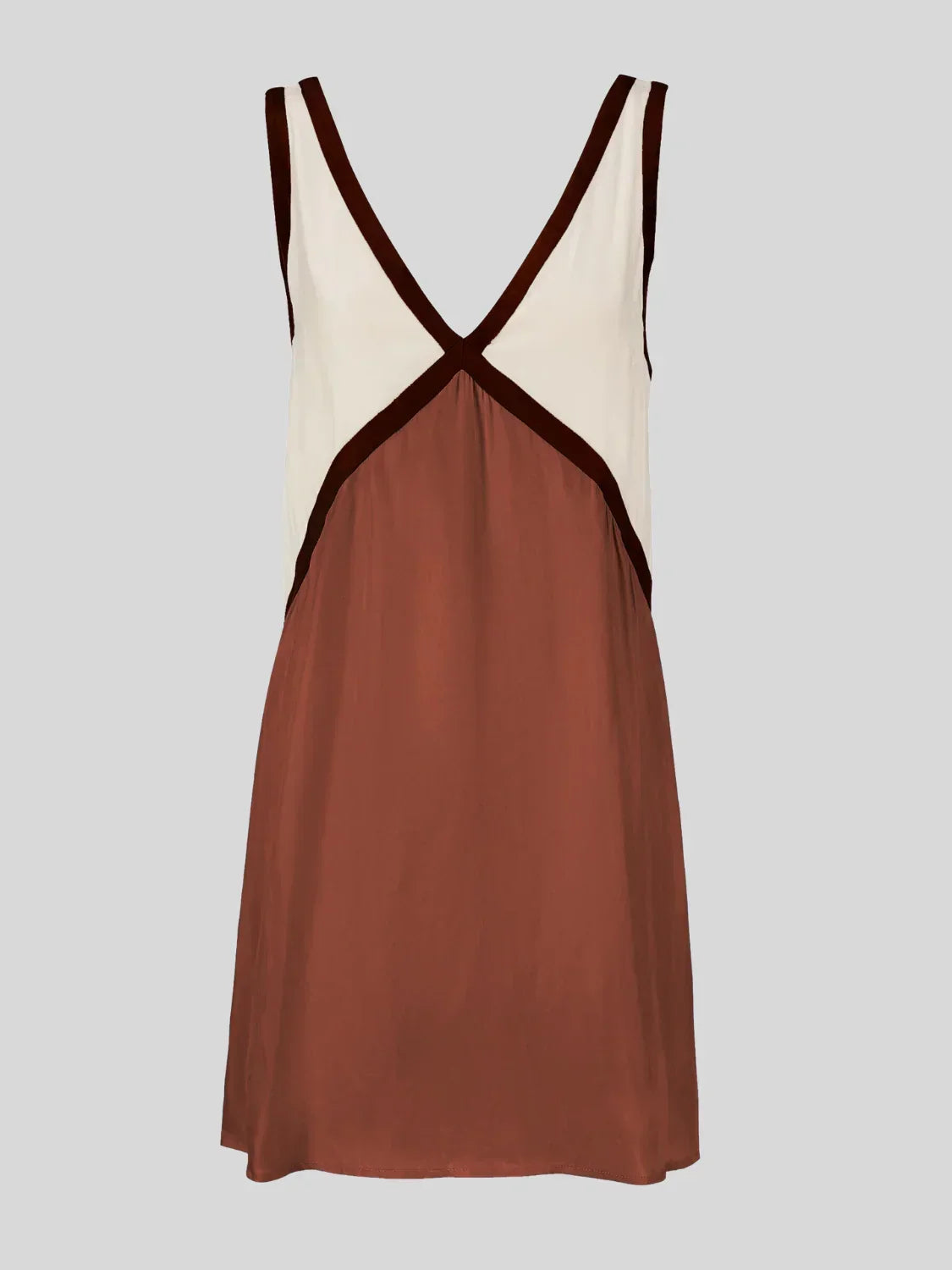 Robe femme courte dos plongeant coupe fluide estivale – Image 4