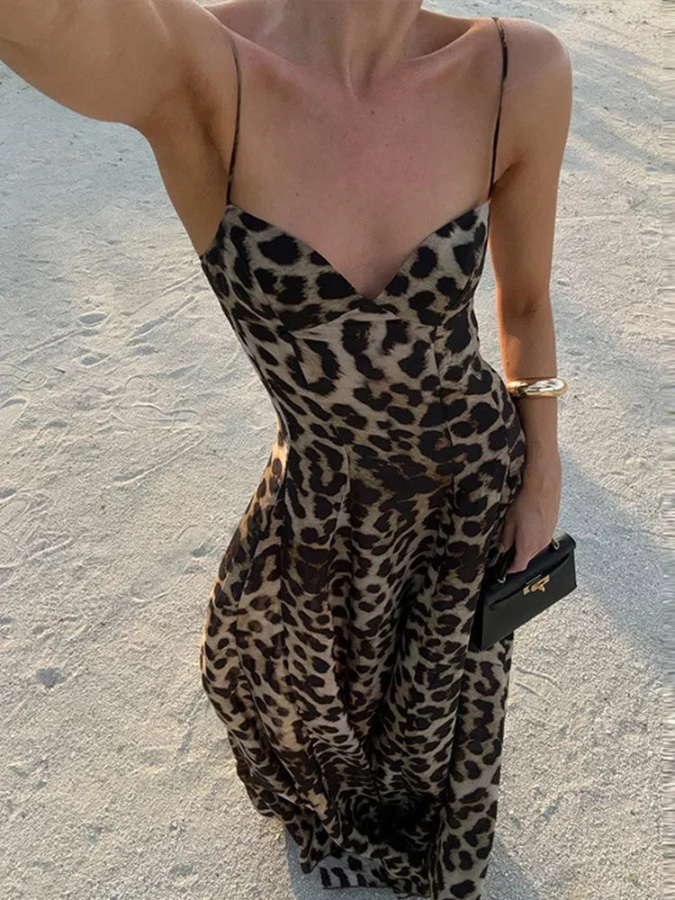 Robe femme audacieuse légère et polyvalente – Image 3